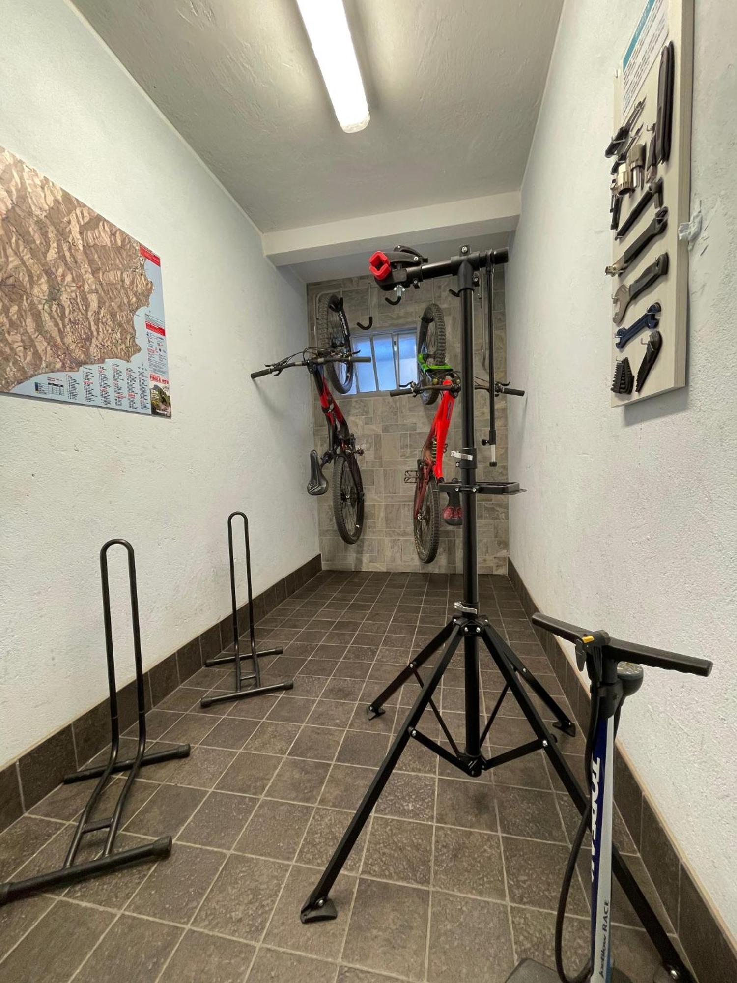 Biker'S Blue Cove Apartment Finale Ligure Ngoại thất bức ảnh